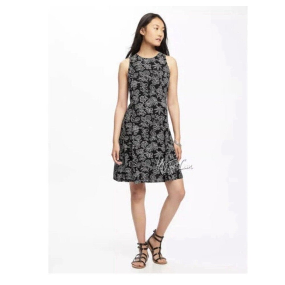 NWT OLD NAVY Cute Soft Stylist Women's Sleeveless Summer Swing Petite Dress S/P